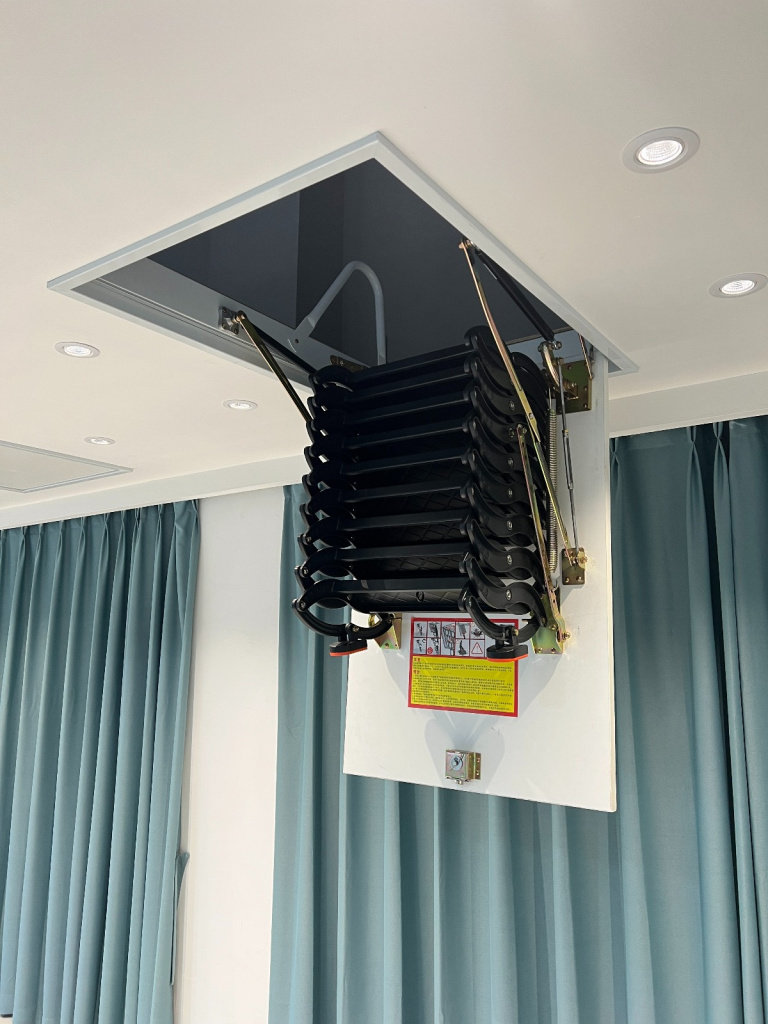 чердачная лестница fakro lcs (ch), высота 300 см, размер проема 70x90