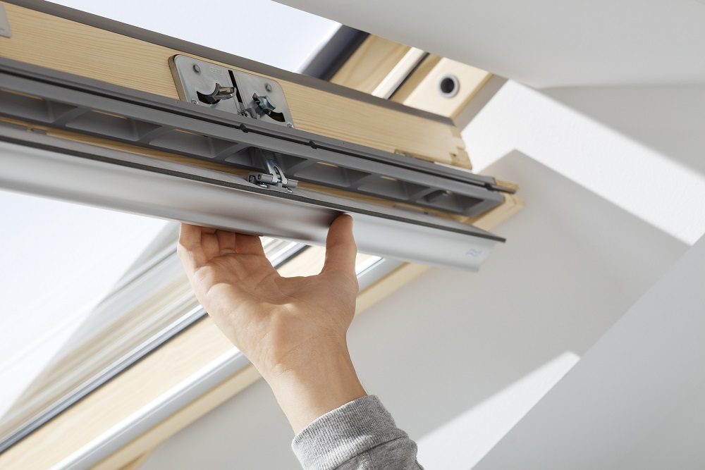 мансардное окно velux gzl 1051 (ручка сверху), 55х98 см
